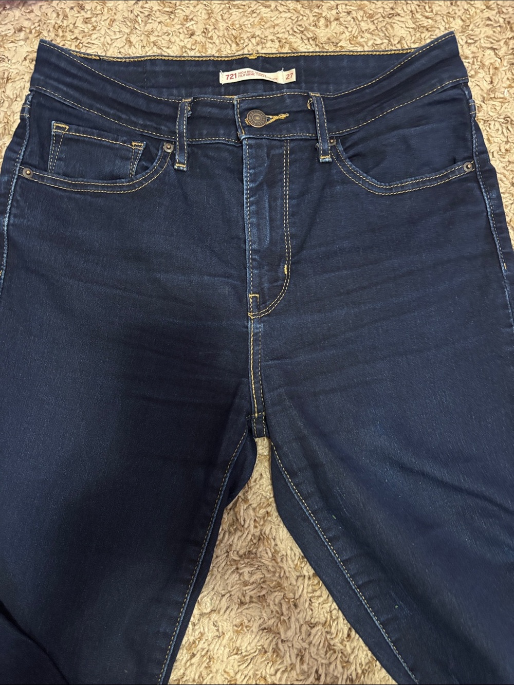 Levi's 721 High Rise skinny jeans
